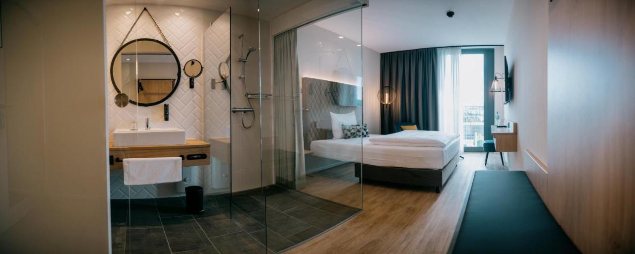 Loom Hotel & Skybar ไอสลิงเงิน ภายนอก รูปภาพ
